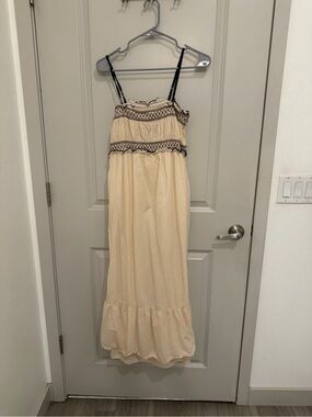 Cream Maxi Dress. Size Medium